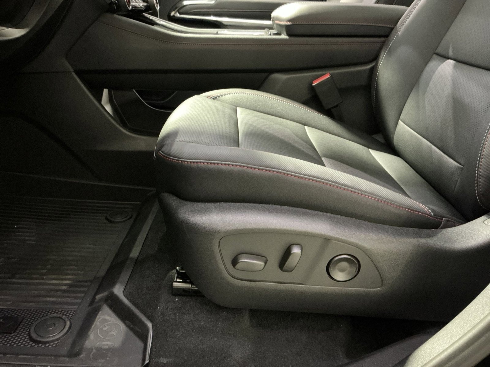 New 2026 Chevrolet Traverse Z71 w/ Enhanced Driving Package image 22