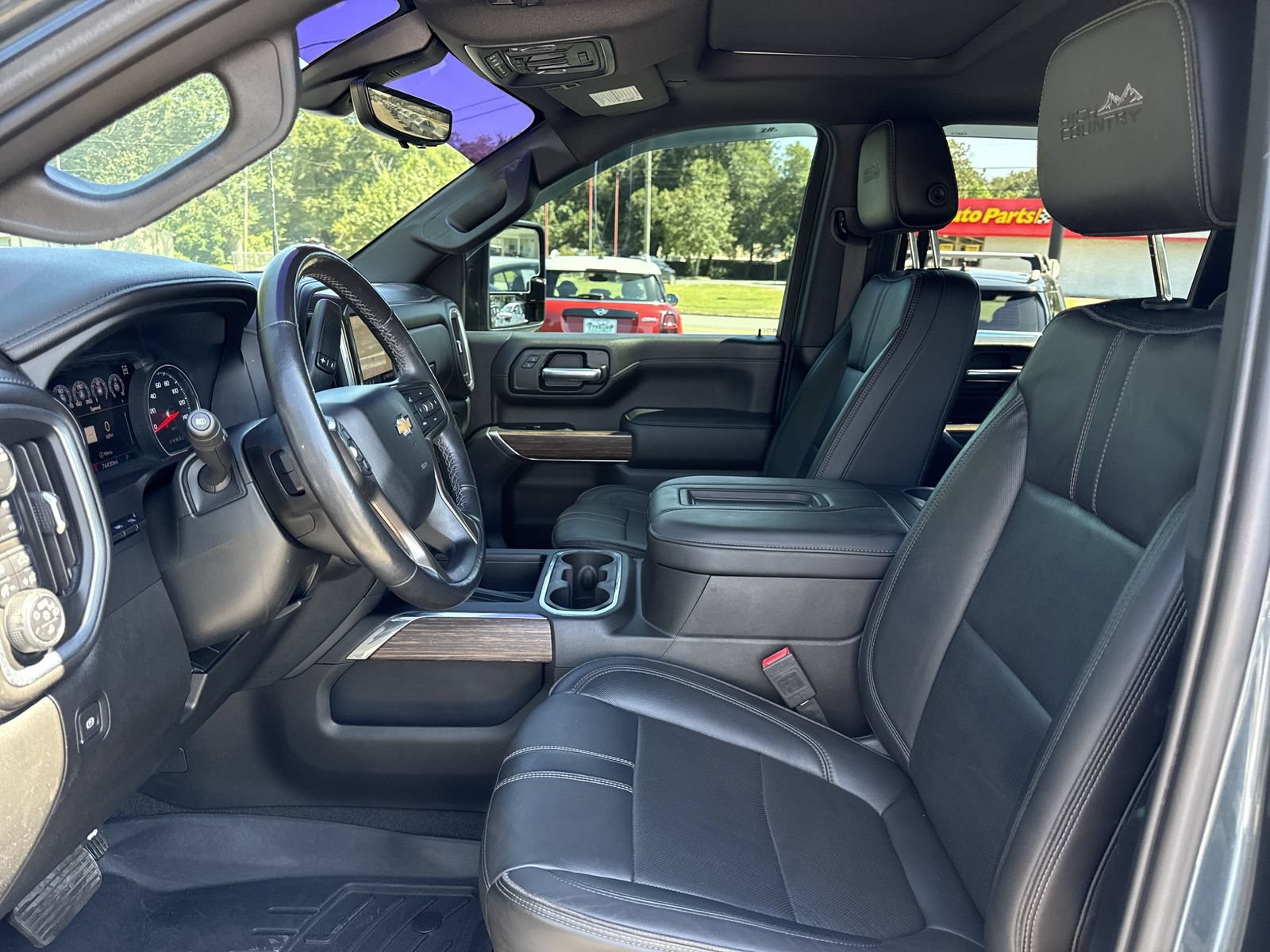 Used 2020 Chevrolet Silverado 3500 High Country w/ LPO, Hitch Package AWD/4WD image 9