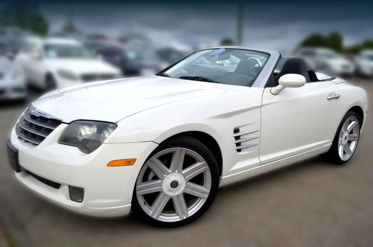Used 2005 Chrysler Crossfire Limited image 3