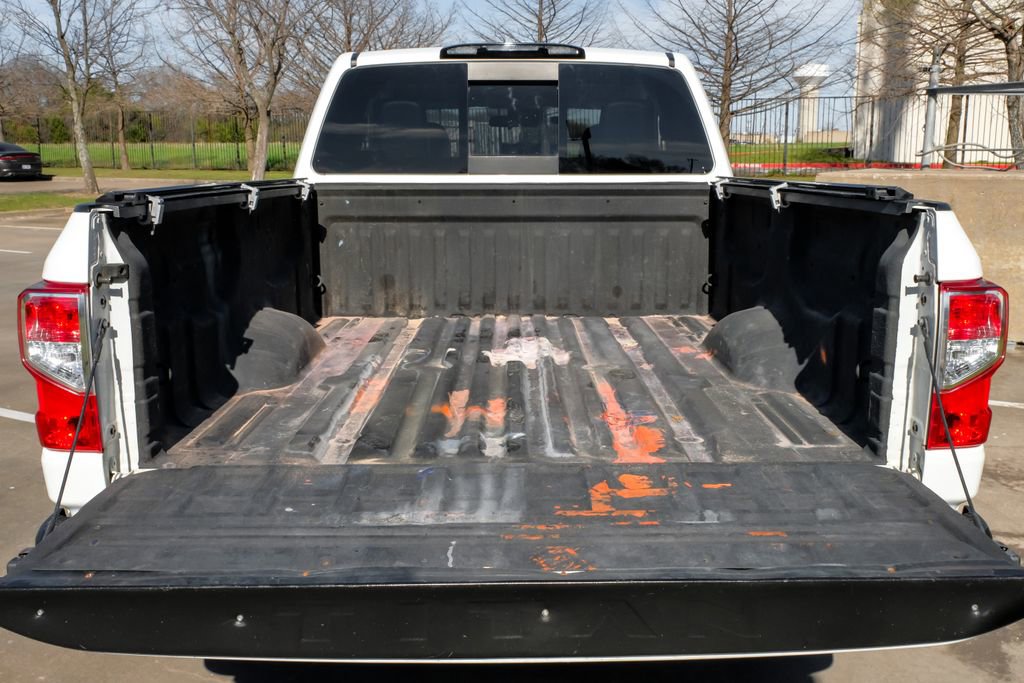 Used 2021 Nissan Titan S image 50