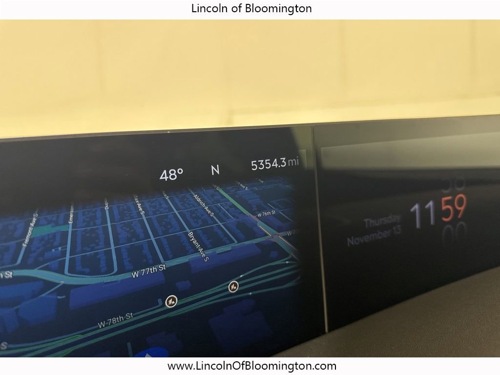 New 2025 Lincoln Navigator L Reserve w/ Jet Appearance Package image 39