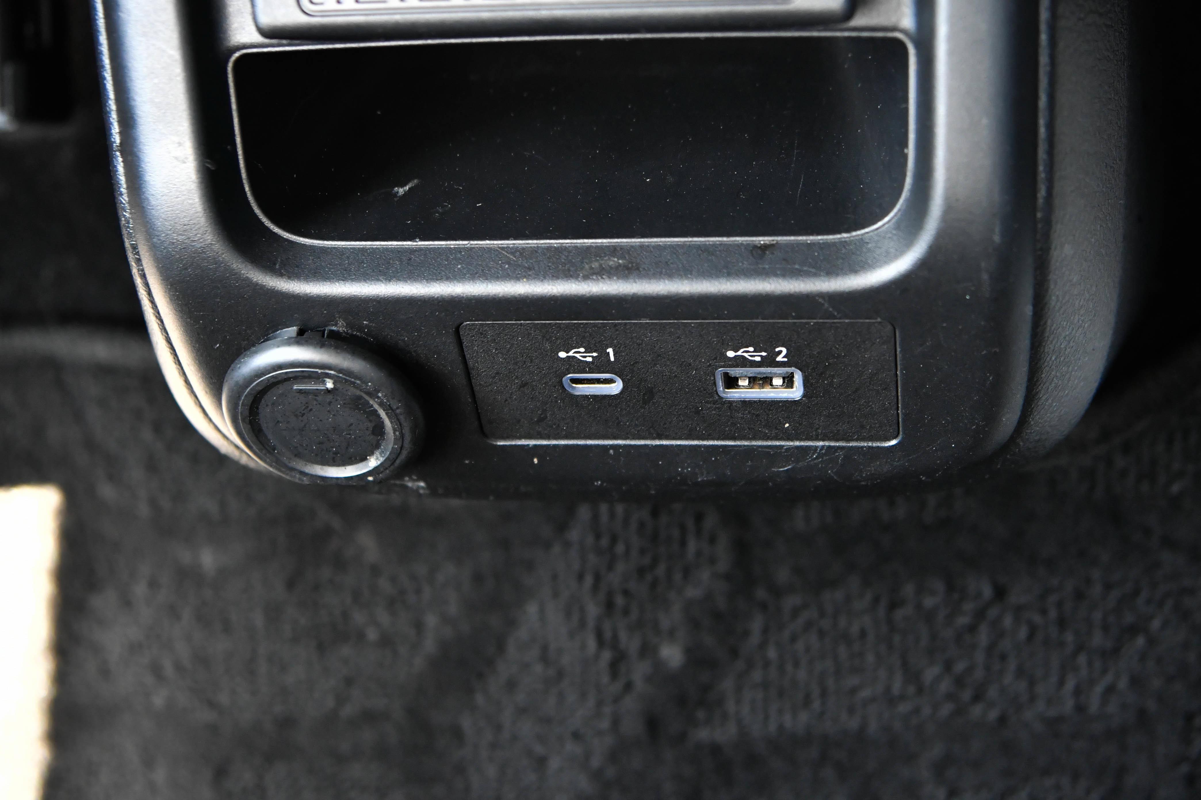 Used 2024 Nissan Ariya FWD image 29