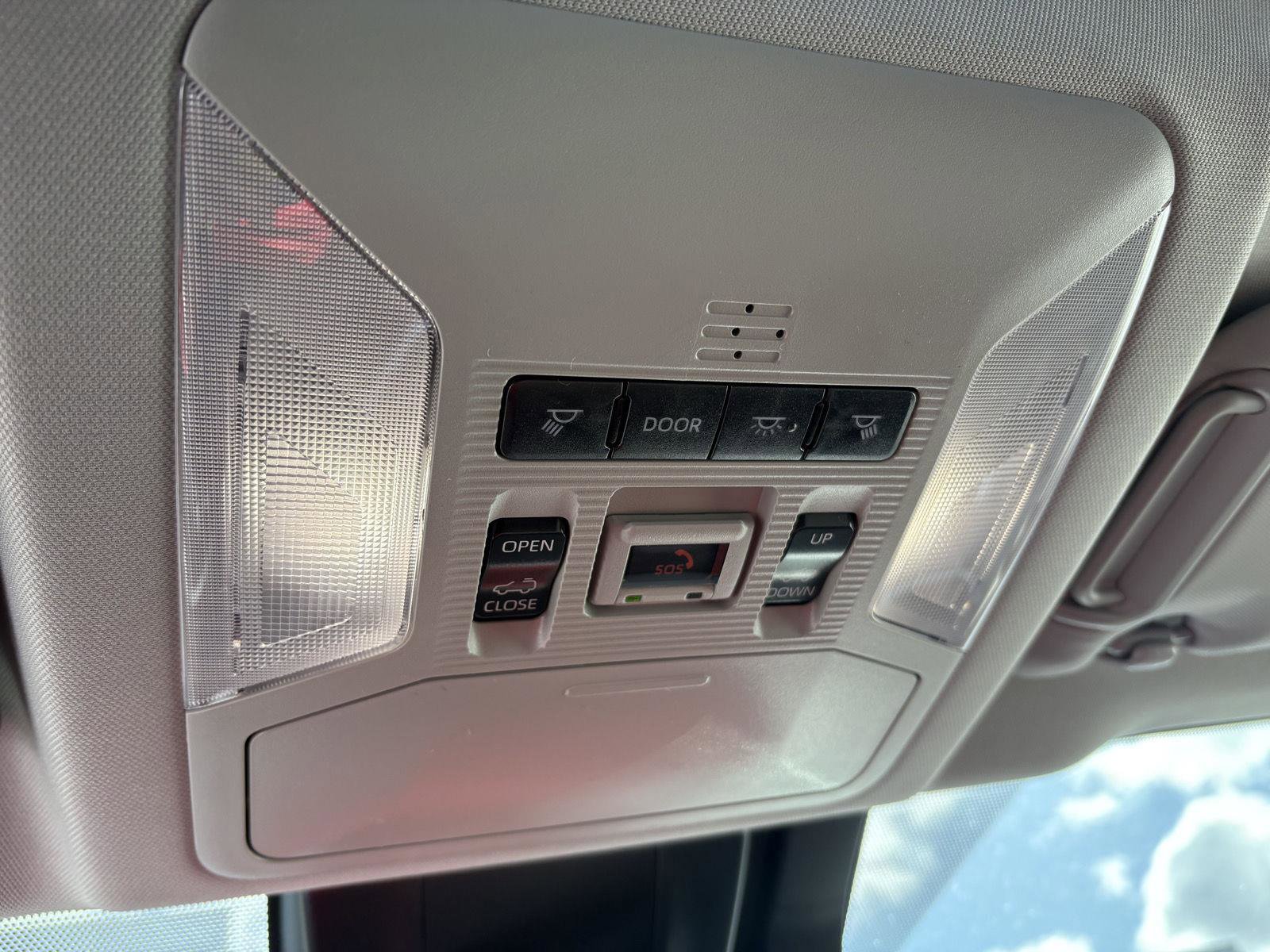 Used 2025 Toyota RAV4 XLE w/ Convenience Package image 19