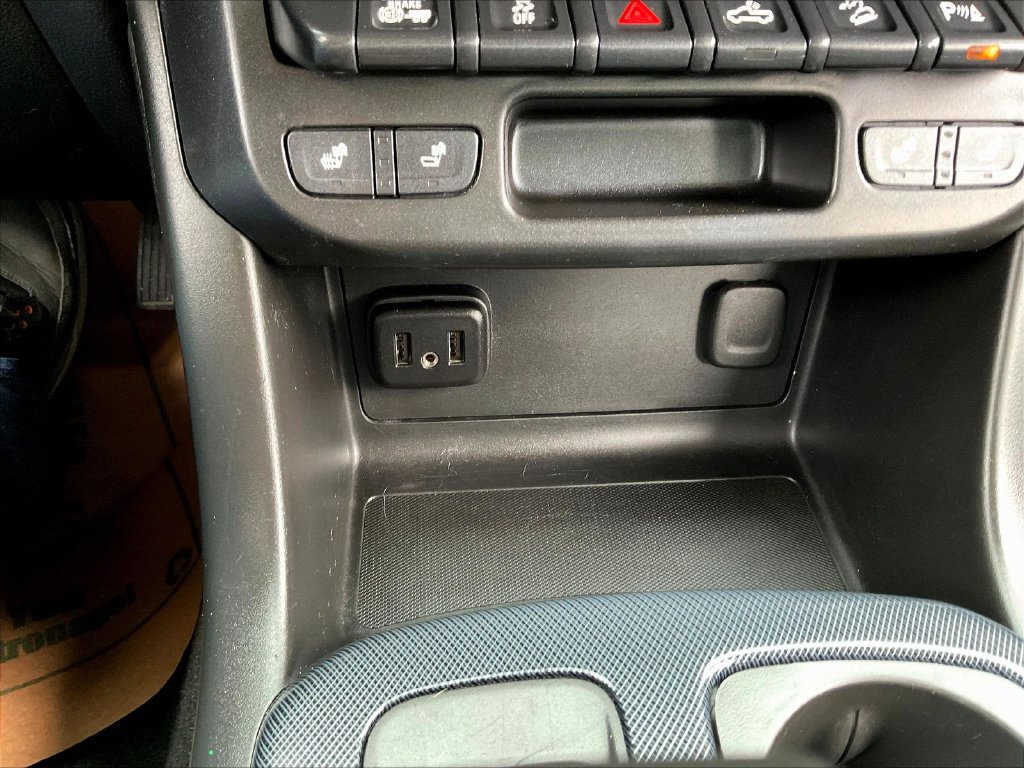 Used 2020 Chevrolet Colorado Z71 AWD/4WD image 16