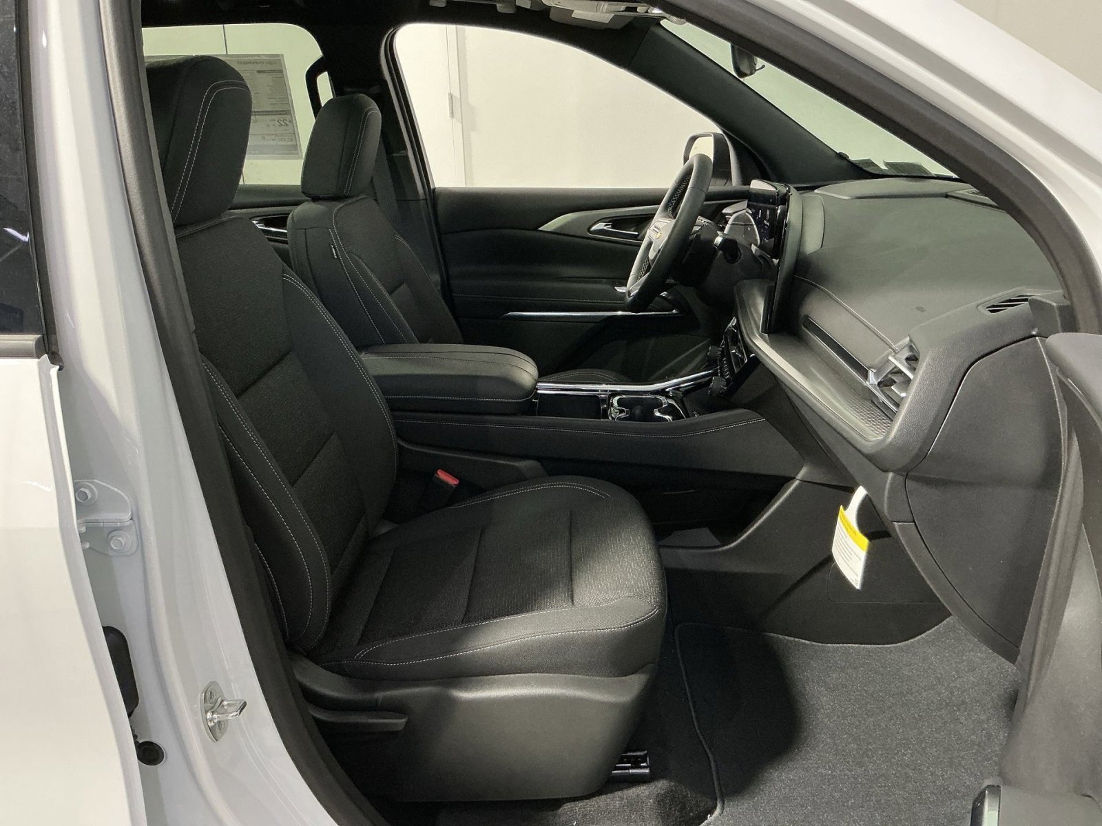 New 2026 Chevrolet Traverse LT FWD image 35