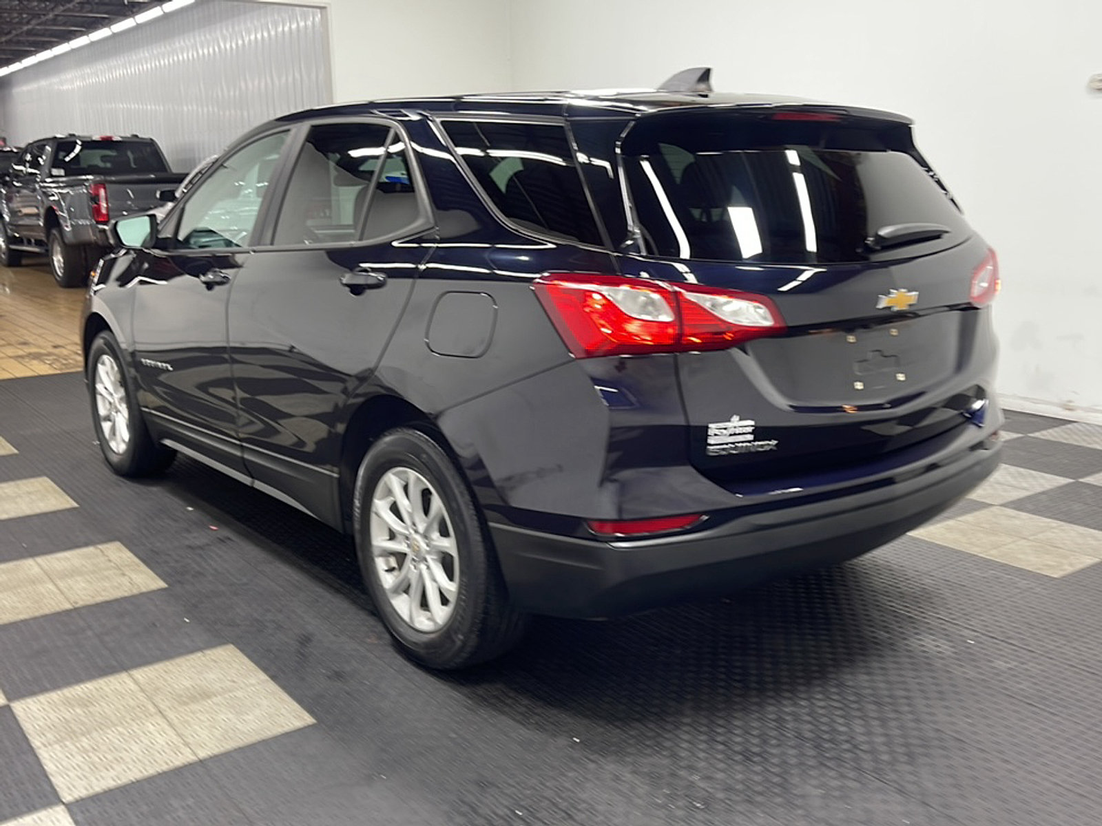 Used 2020 Chevrolet Equinox LS w/ LS Convenience Package FWD image 15