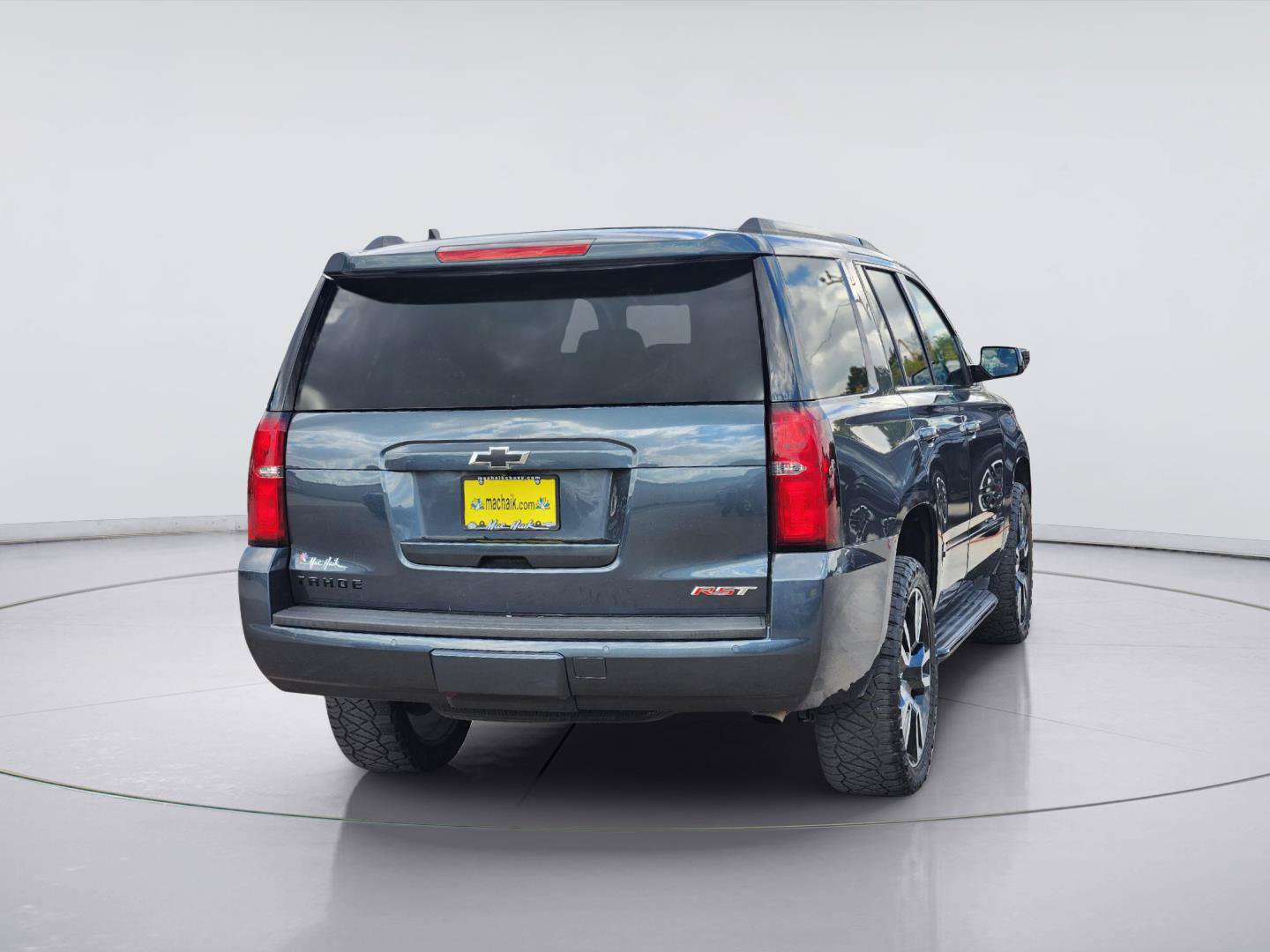 Used 2019 Chevrolet Tahoe Premier w/ RST 6.2L Performance Edition RWD image 5
