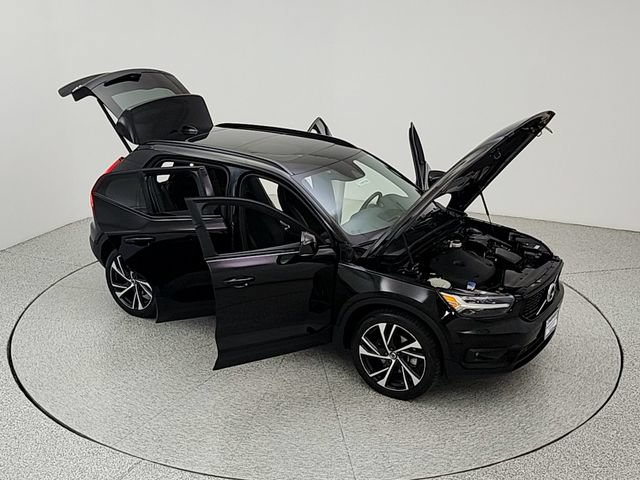 Used 2019 Volvo XC40 T5 R-Design AWD/4WD image 39