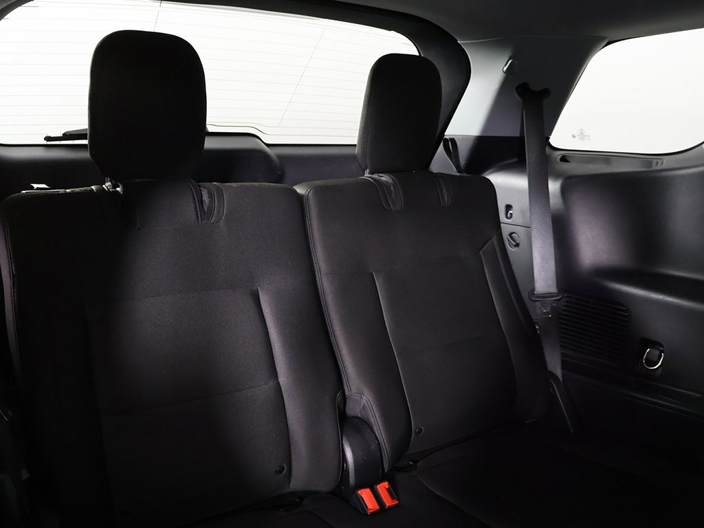 Used 2022 Ford Explorer XLT image 30