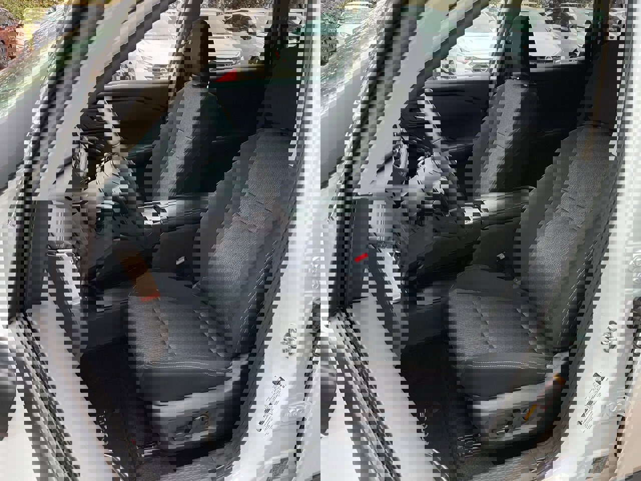 Used 2025 Nissan Rogue SV image 14