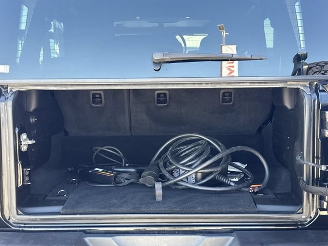 Used 2024 Jeep Wrangler Unlimited Rubicon 4xe AWD/4WD image 12