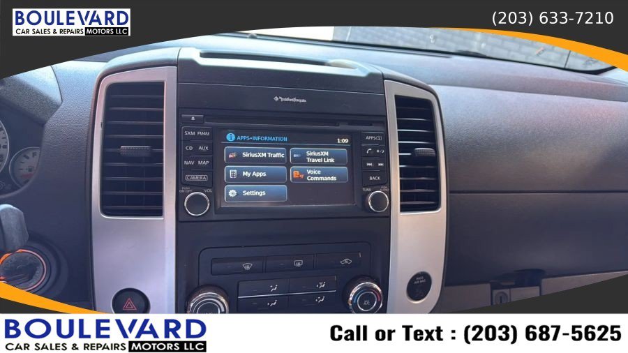 Used 2014 Nissan Xterra PRO-4X w/ Pro-4x Leather Package AWD/4WD image 16