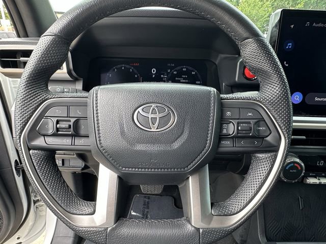 Used 2024 Toyota Tacoma TRD Off-Road AWD/4WD image 12