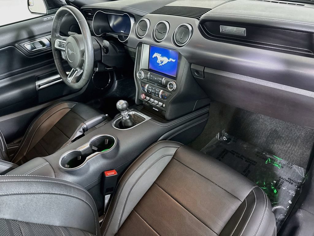 Used 2018 Ford Mustang GT Premium w/ Equipment Group 401A RWD image 31