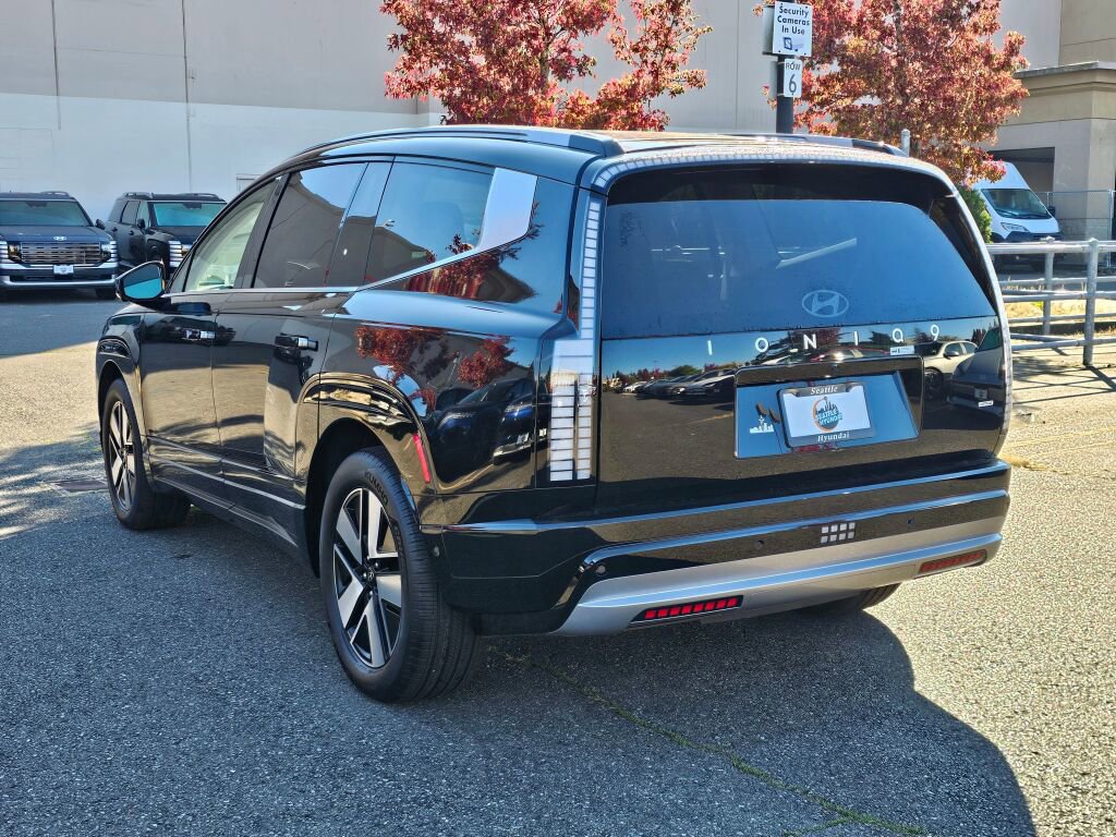 New 2026 Hyundai Ioniq 9 SEL image 5