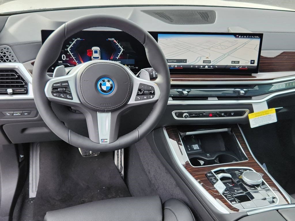 Used 2026 BMW X5 xDrive50e w/ M Sport Package AWD/4WD image 11