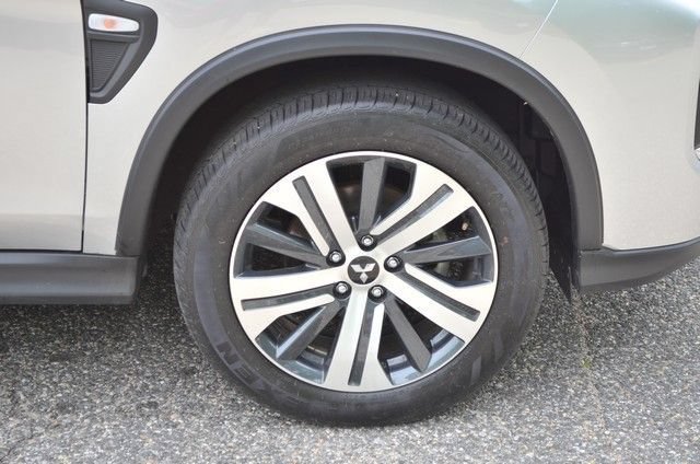 Used 2025 Mitsubishi Outlander Sport ES AWD/4WD image 10