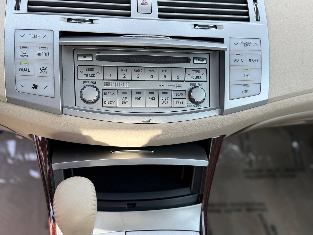 Used 2008 Toyota Avalon XLS FWD image 90