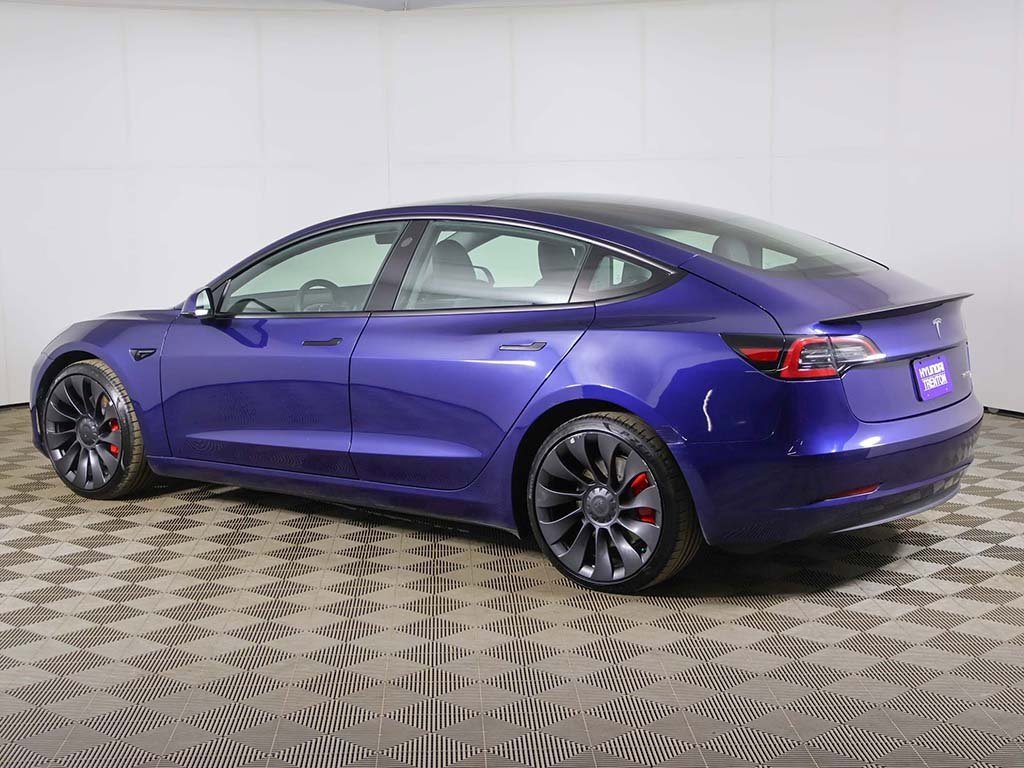 Used 2023 Tesla Model 3 Performance image 11