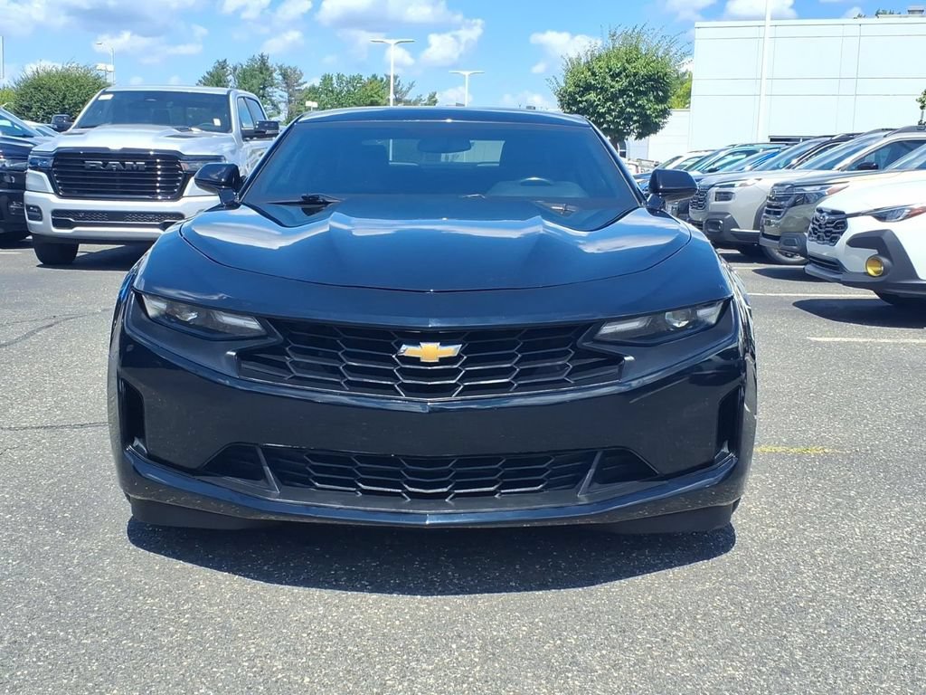 Used 2023 Chevrolet Camaro LT w/ Technology Package RWD image 2