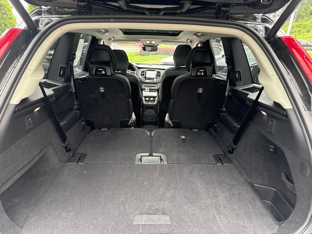 Used 2025 Volvo XC90 T8 Ultra w/ Protection Package Premier AWD/4WD image 19