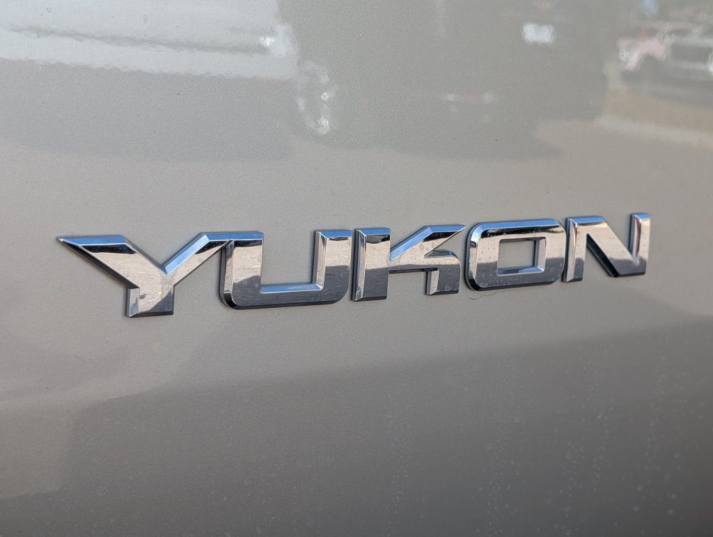 Used 2014 GMC Yukon Denali AWD/4WD image 13