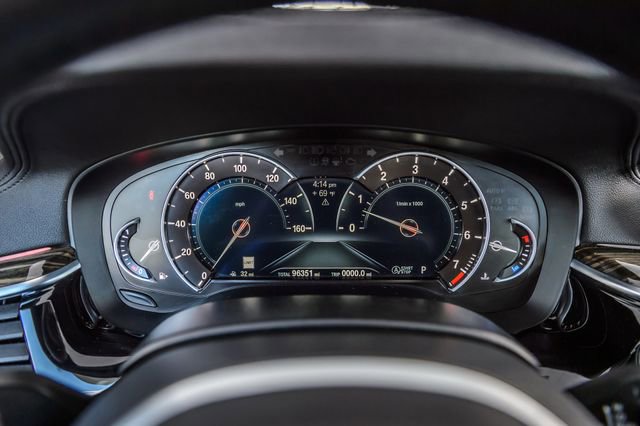 Used 2018 BMW 540i xDrive AWD/4WD image 18