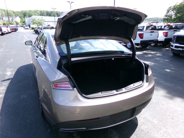 Used 2020 Lincoln MKZ AWD w/ Convenience Package image 25