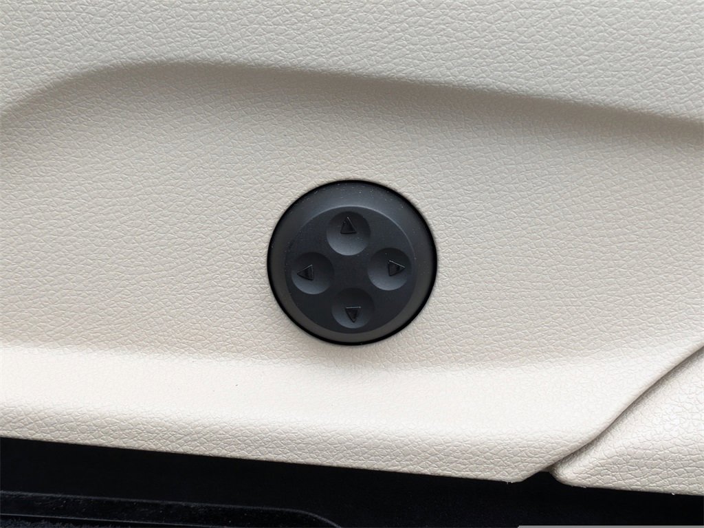 Used 2018 Mercedes-Benz GLC 300 image 27