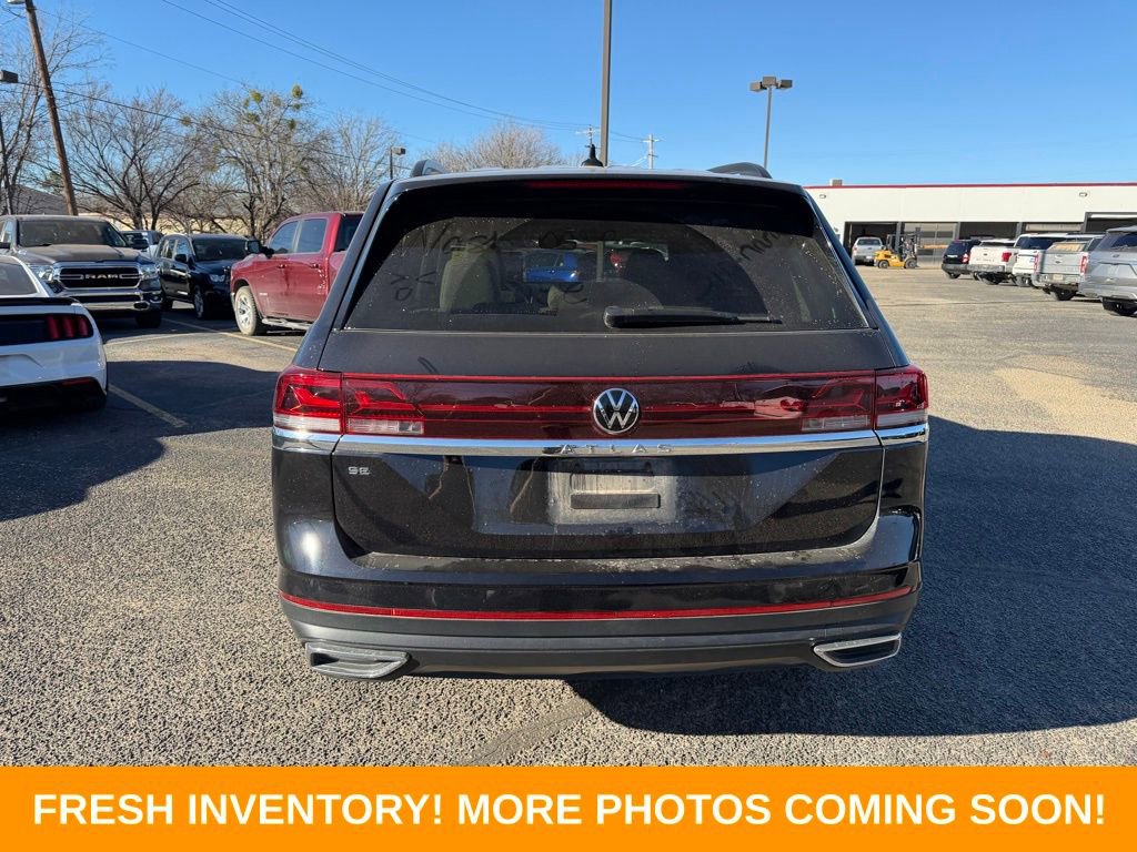 Used 2024 Volkswagen Atlas SE image 5