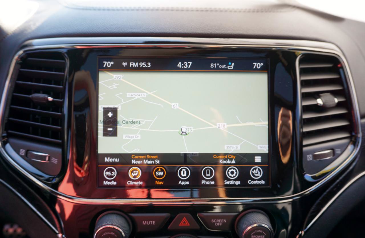 Used 2019 Jeep Grand Cherokee High Altitude AWD/4WD image 15