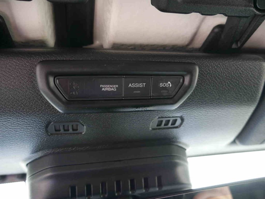 Certified 2021 Jeep Wrangler Unlimited Rubicon 4xe w/ Cold Weather Group image 37