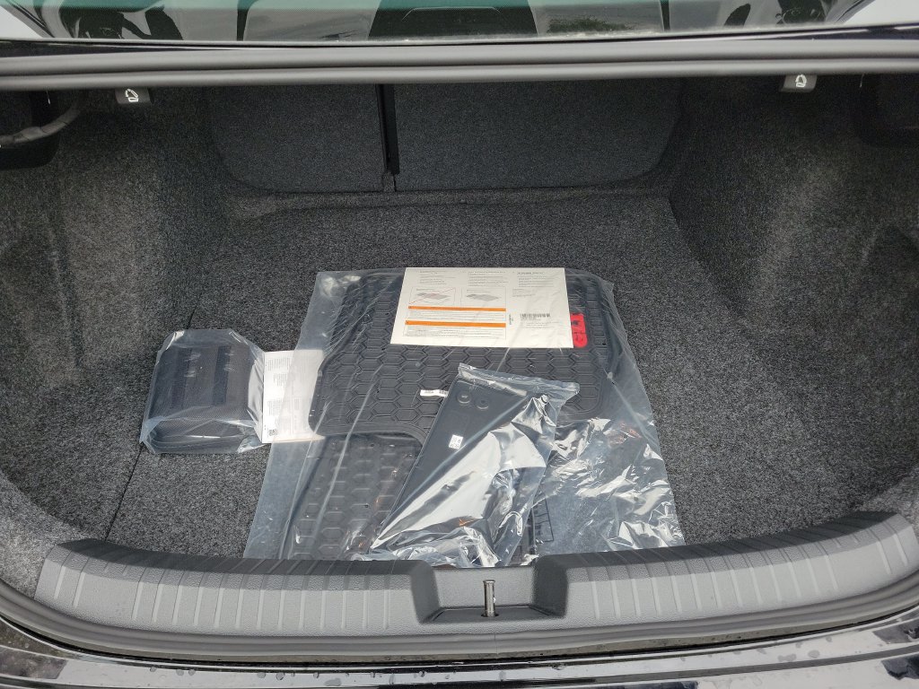 New 2026 Volkswagen Jetta GLI Autobahn FWD image 6