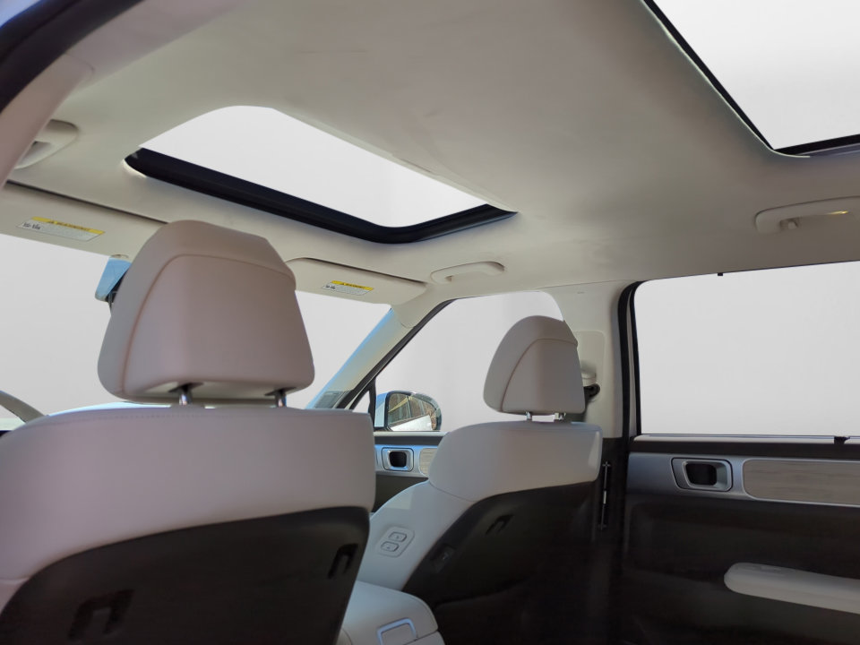 Certified 2025 Hyundai Santa Fe Calligraphy image 14