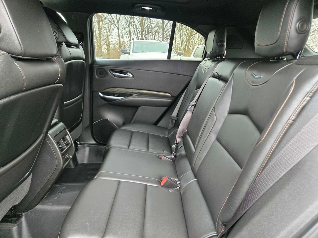 Used 2020 Cadillac XT4 Sport w/ Technology Package FWD image 29