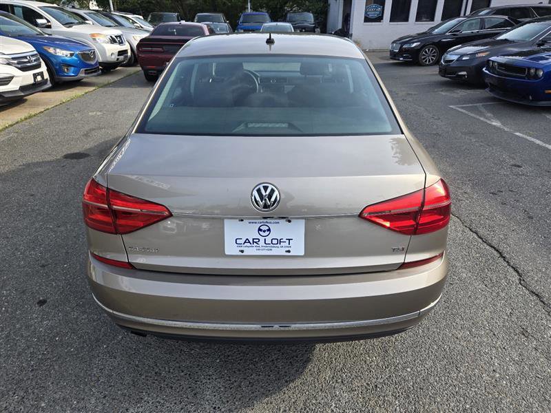 Used 2016 Volkswagen Passat 1.8T S image 7
