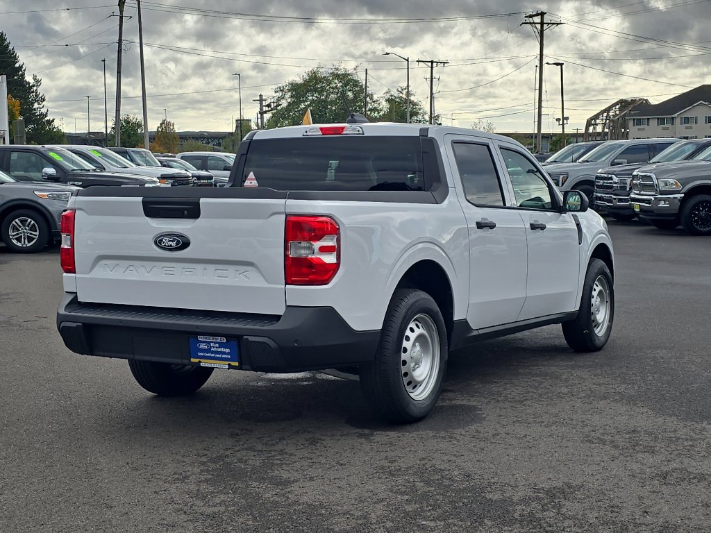 Certified 2025 Ford Maverick XL w/ Equipment Group 102A image 5