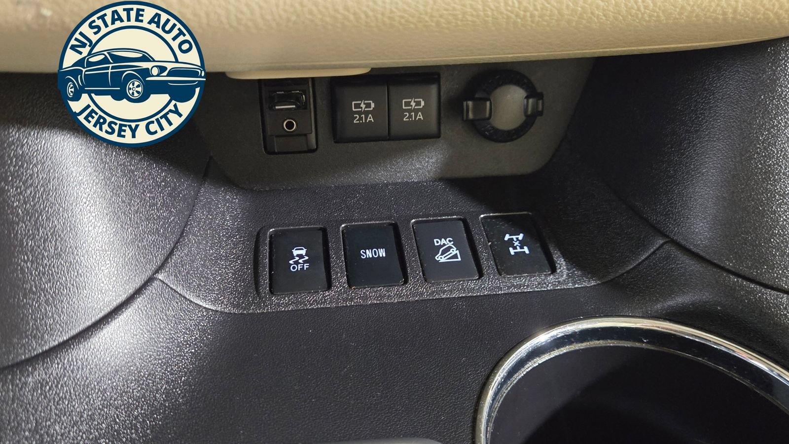 Used 2017 Toyota Highlander Limited w/ Protection Package #3 AWD/4WD image 16