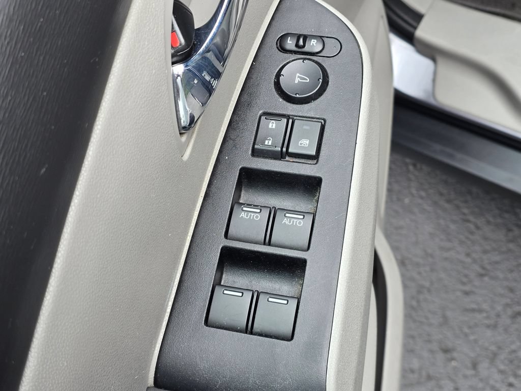 Used 2017 Honda Odyssey EX-L image 17
