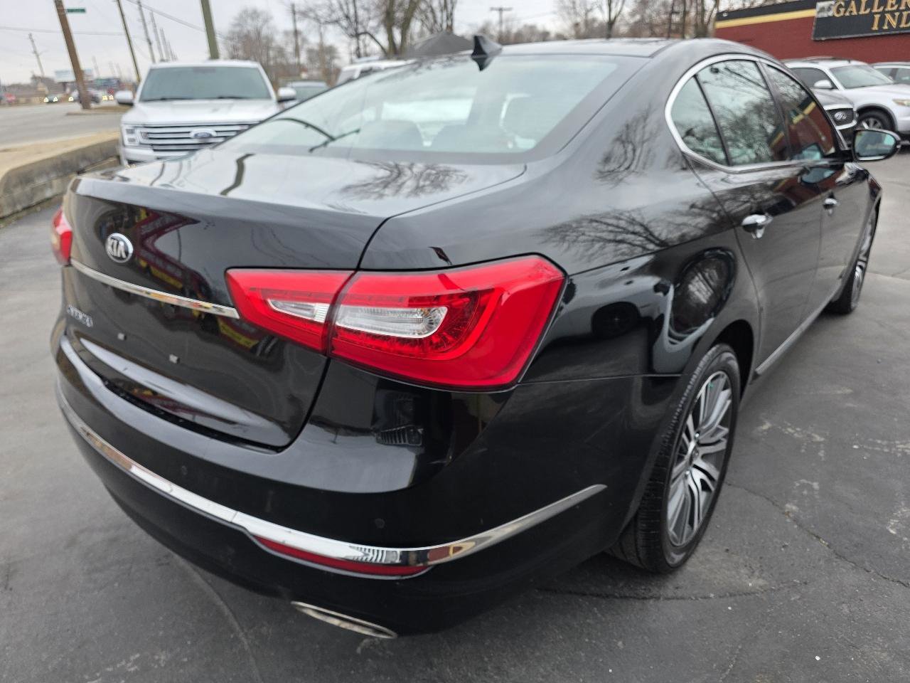 Used 2014 Kia Cadenza Premium image 8