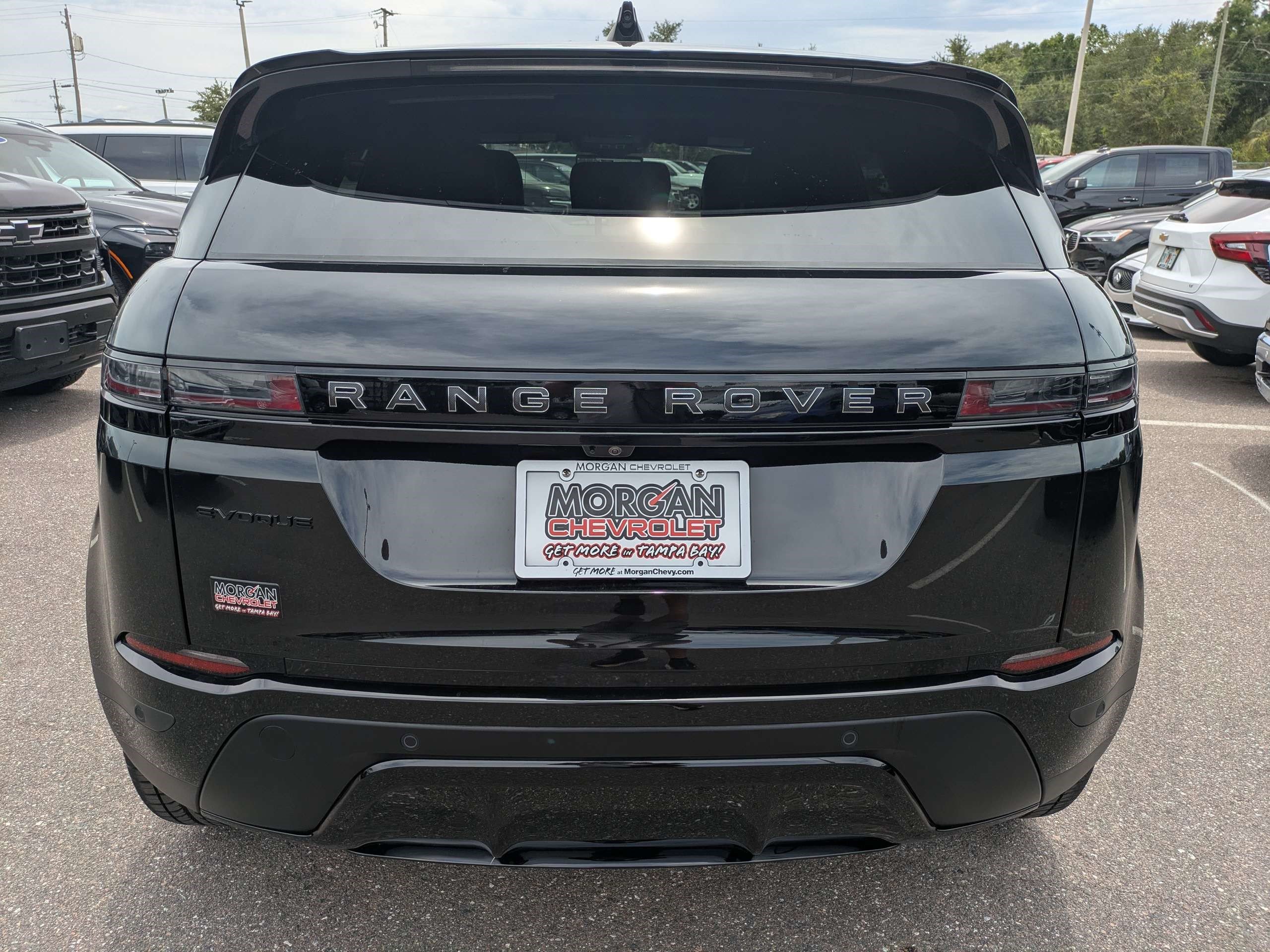 Used 2026 Land Rover Range Rover Evoque S AWD/4WD image 4