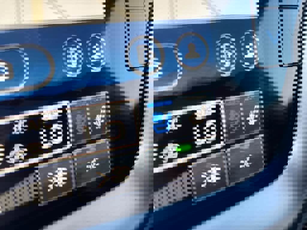 New 2025 Subaru Outback Touring XT image 28