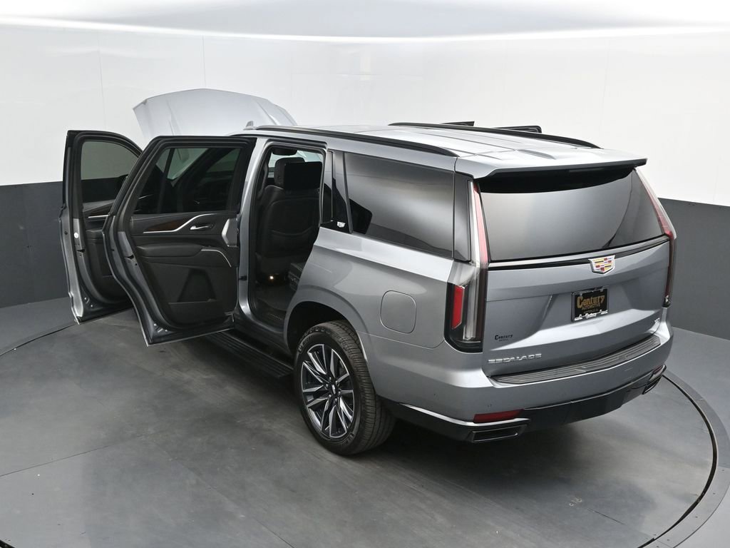 Used 2023 Cadillac Escalade Sport Platinum w/ Heavy-Duty Trailer Package image 52