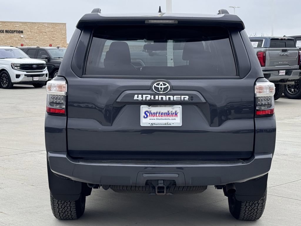 Used 2024 Toyota 4Runner SR5 AWD/4WD image 5