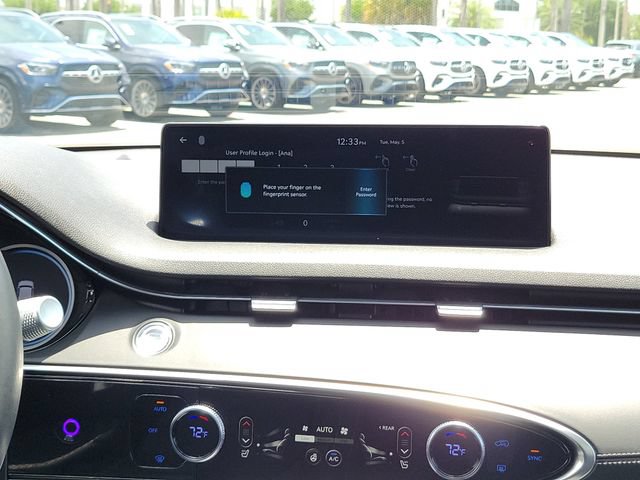 Used 2024 Genesis GV70 2.5T w/ Select Package AWD/4WD image 18