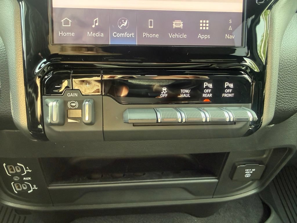New 2026 RAM 2500 Rebel w/ Rebel Level 2 Equipment Group AWD/4WD image 24