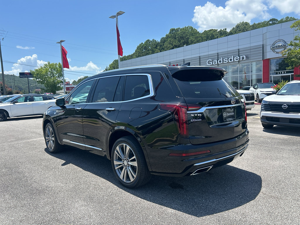 Used 2022 Cadillac XT6 Premium Luxury FWD image 6