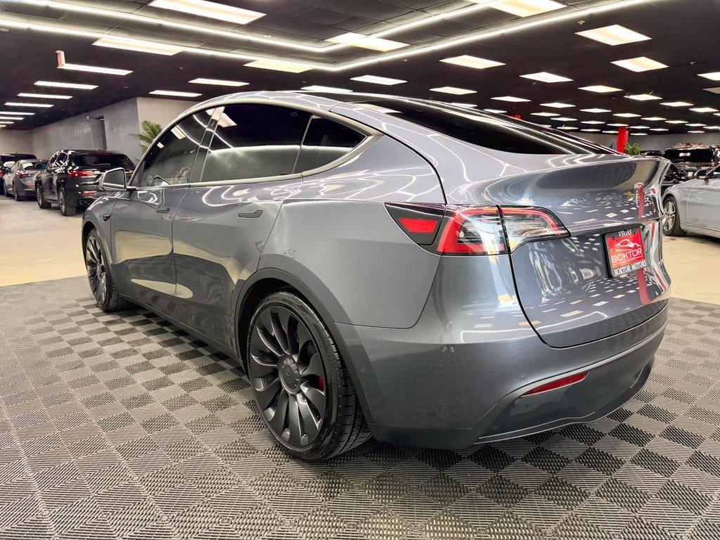 Used 2022 Tesla Model Y Performance AWD/4WD image 11