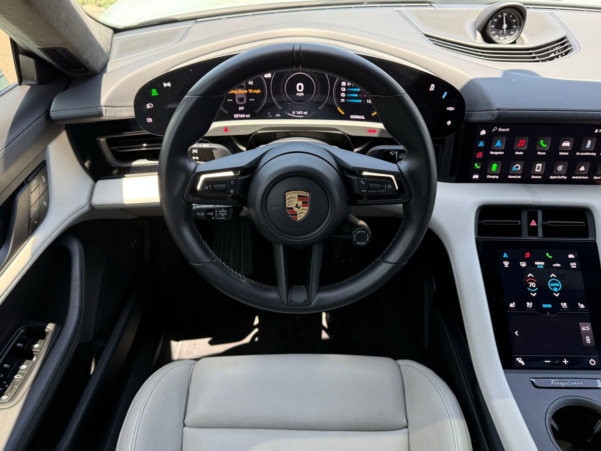 Certified 2023 Porsche Taycan GTS AWD/4WD image 14