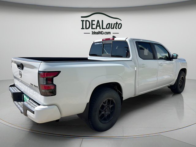 Used 2022 Nissan Frontier SV w/ Technology Package AWD/4WD image 3